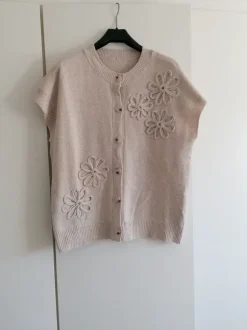 Vest i tynd strik