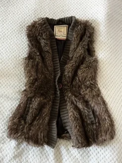 vintage brown faux fur waistcoat y2k sztuczne futerko futrzana kamizelka 00s swag avant garde