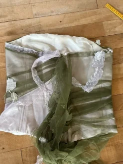 Vintage corsagetop sjal og bux medfølger