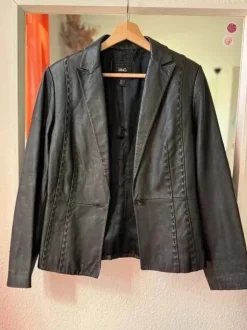 Vintage leather jacket with stitchings