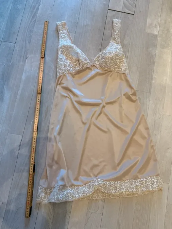 Vintage night gown