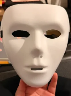 Vit anonym mask