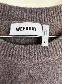 Weekday strikketrøje