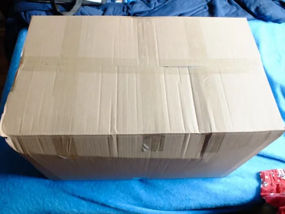 Wystawiam box-a z damskimi ciuszkami klasa A,B i kilka innych ciekaw rzeczy