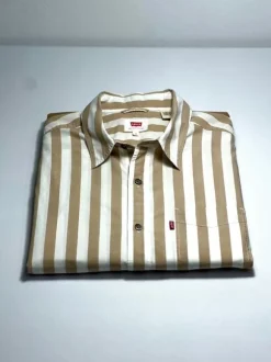 1513X koszula w paski Levi’s w stylu old money, beżowe paski, krój slim fit