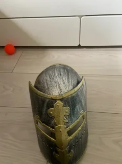 Zbroja zabawkowa